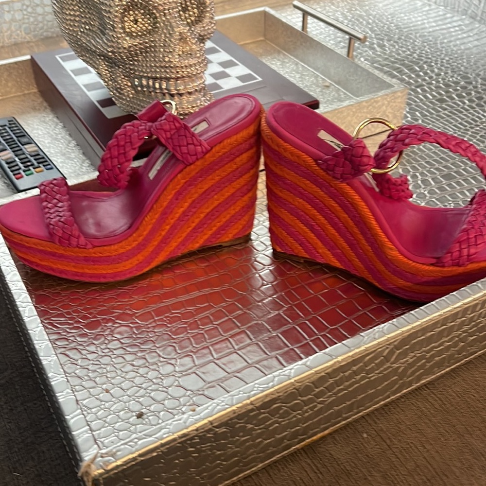 Brian Atwood Pink/Orange Woven Leather Wedge platform Sandals Size 37 no box